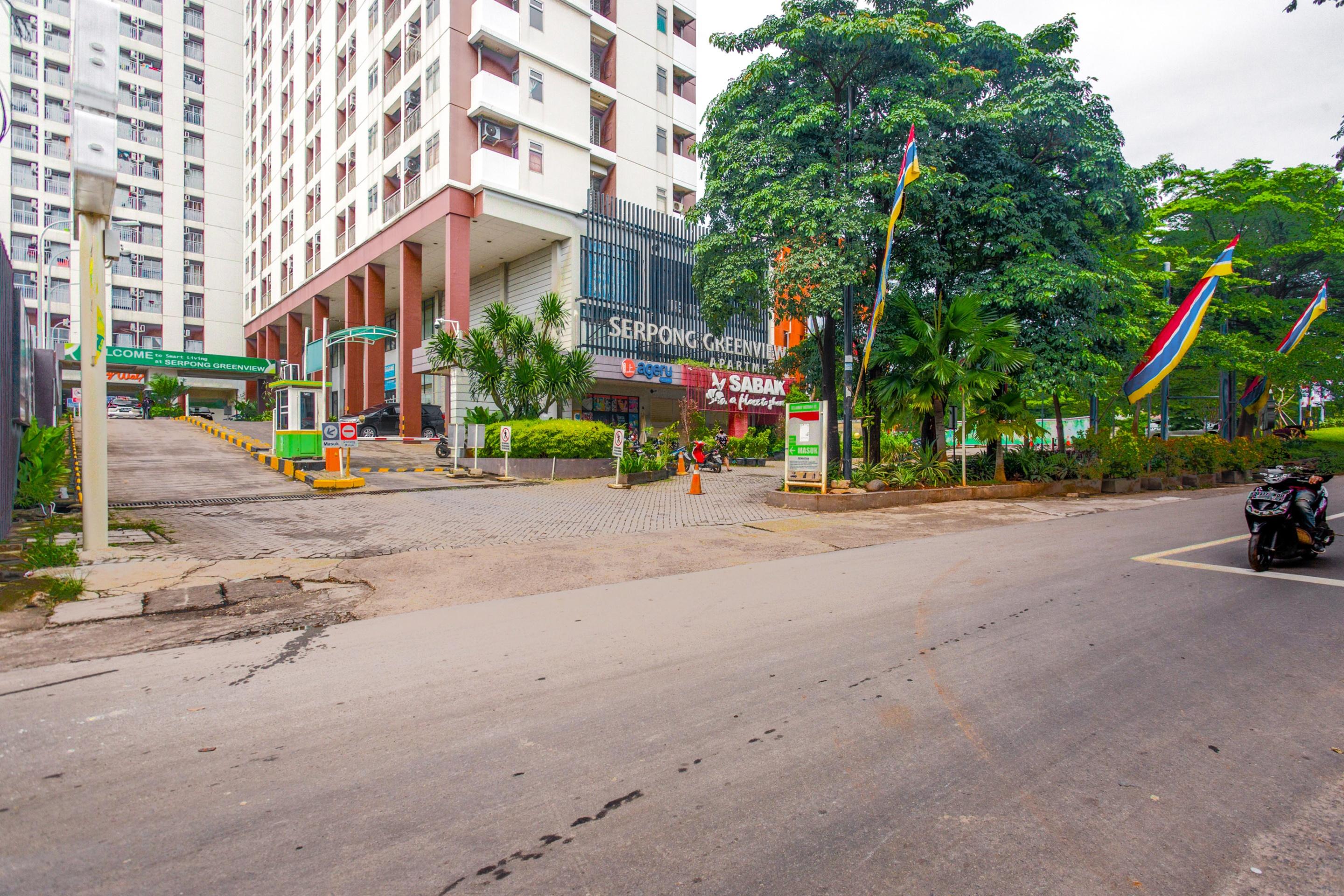 Oyo 2582 Apartemen Serpong Green View Tangerang Eksteriør billede